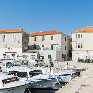 Apartment Mileta